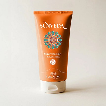 Sunveda Crema Solare SPF 50 - Alta Protezione - Alta protezione con estratto di olio di Mandorla per viso e corpo.