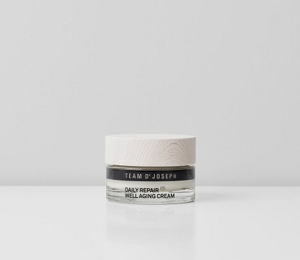 DAILY REPAIR WELL AGING CREAM - Crema viso per pelli esigenti