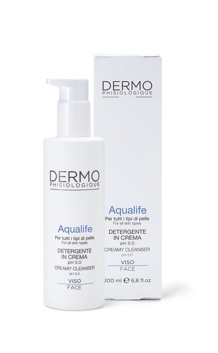 DETERGENTE VISO IN CREMA - Leggero e cremoso, la sua formula biodegradabile e priva di saponi, permette la rimozione delicata di impurità e make-up, senza seccare la pelle.